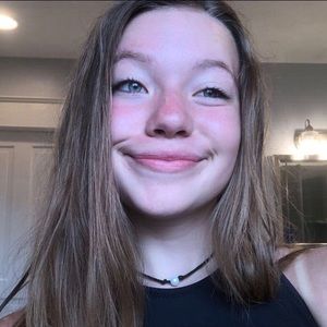 Meet your Posher, Mia